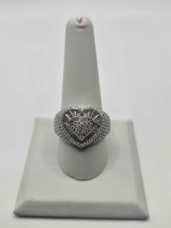 Other - .925 Sterling Silver Heart Ring - Size 6